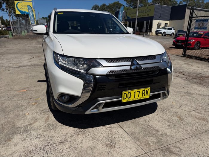 2018 MITSUBISHI OUTLANDER LS 7 SEAT (AWD) ZL MY19 White