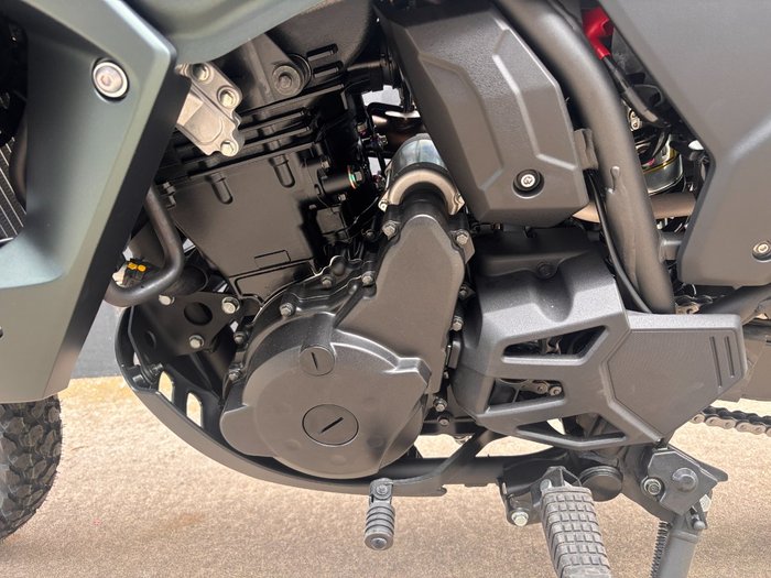 2025 Kawasaki KLR650 (KL650) BLACK