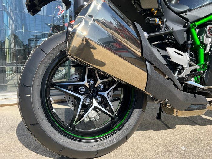 2025 Kawasaki NINJA H2 GREEN