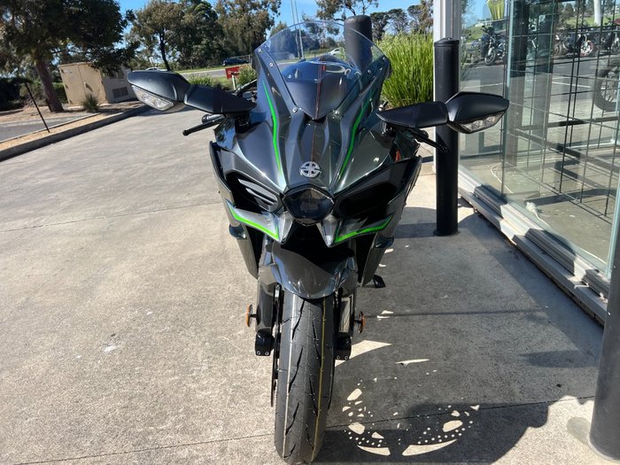 2025 Kawasaki NINJA H2 GREEN