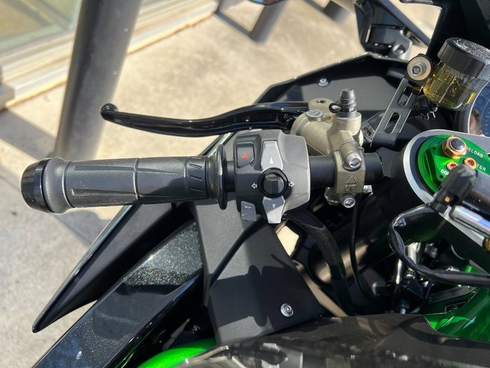 2025 Kawasaki NINJA H2 GREEN