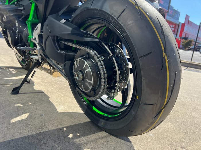 2025 Kawasaki NINJA H2 GREEN