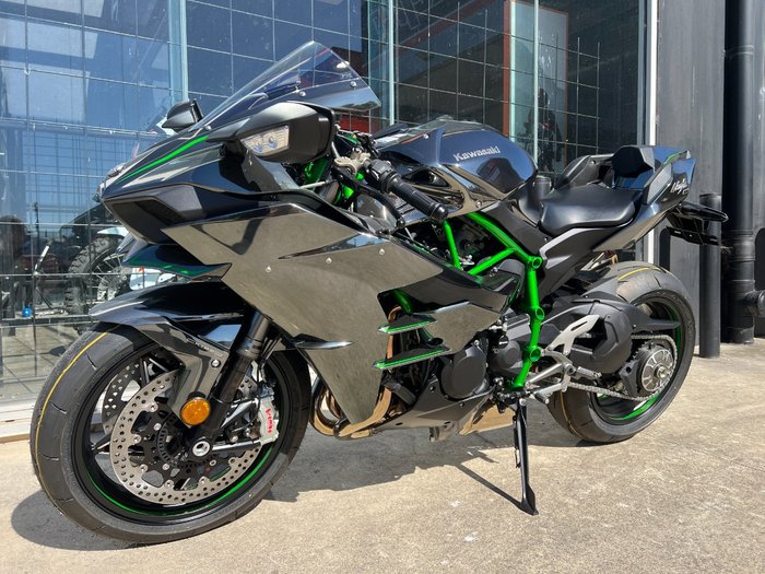 2025 Kawasaki NINJA H2 GREEN