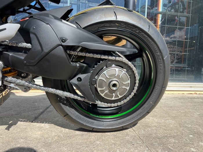 2025 Kawasaki NINJA H2 GREEN
