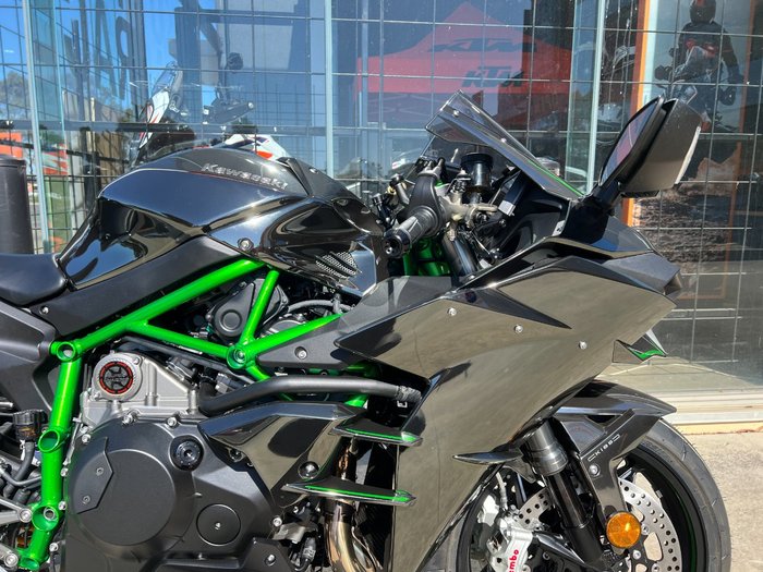 2025 Kawasaki NINJA H2 GREEN