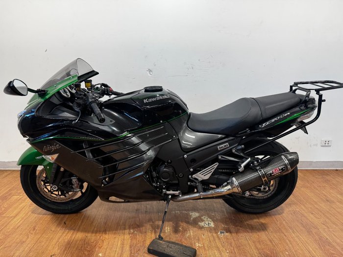 2019 Kawasaki NINJA ZX-14R (BREMBO OHLINS) GREEN