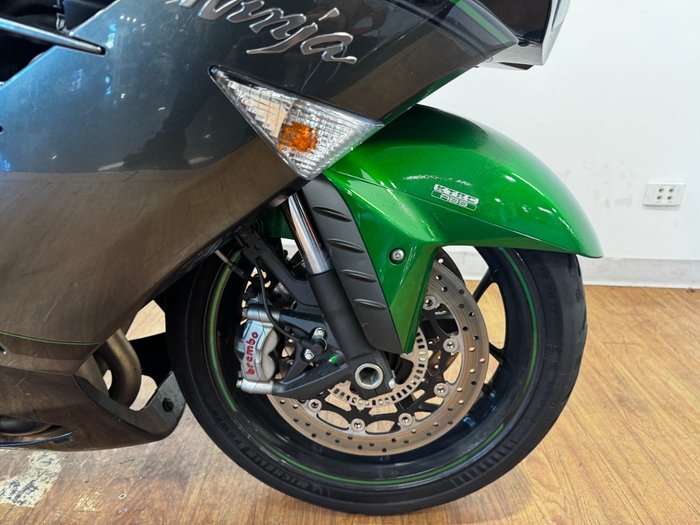 2019 Kawasaki NINJA ZX-14R (BREMBO OHLINS) GREEN