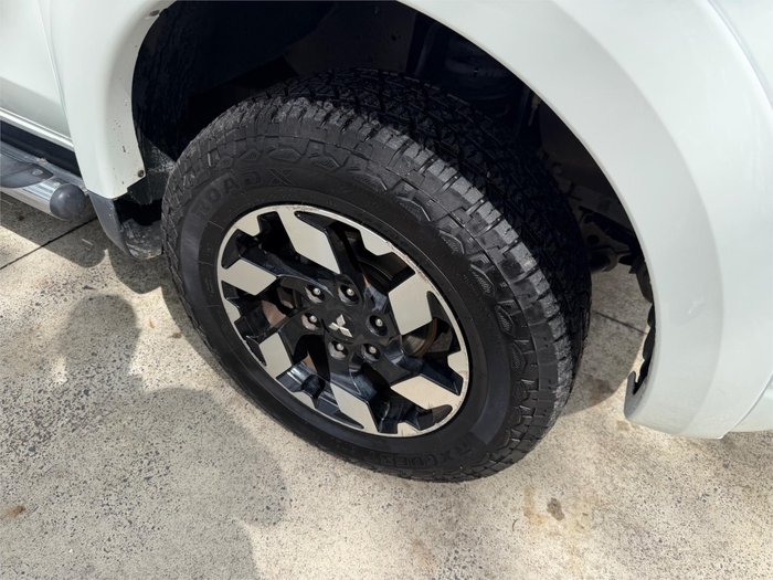 2016 MITSUBISHI TRITON EXCEED (4x4)