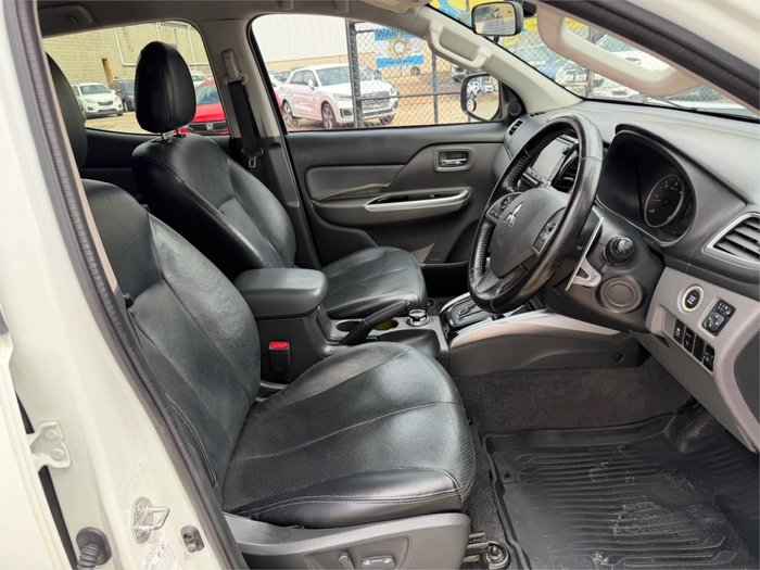 2016 MITSUBISHI TRITON EXCEED (4x4)