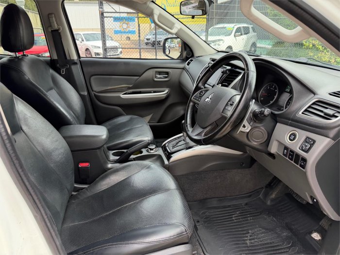 2016 MITSUBISHI TRITON EXCEED (4x4)