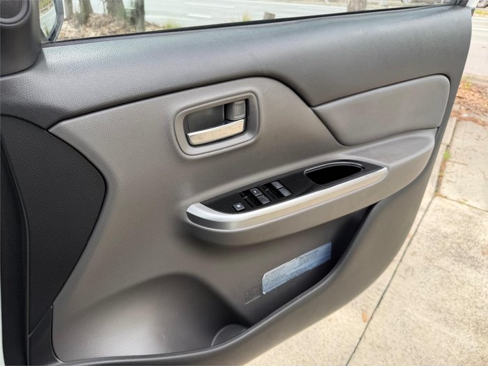 2016 MITSUBISHI TRITON EXCEED (4x4)