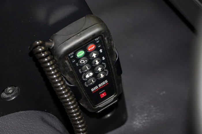 2025 Isuzu F Series FXZ 260-355 AT R45