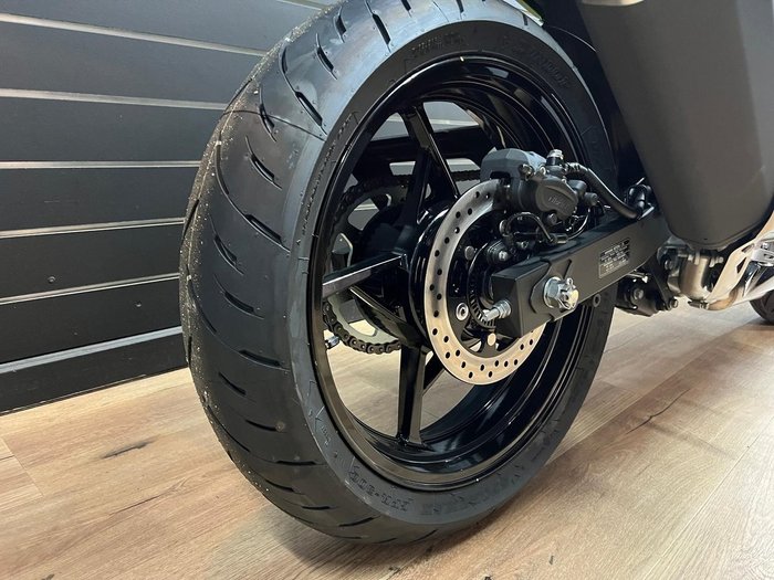 2026 Kawasaki Z500 ER500FTFAW Green