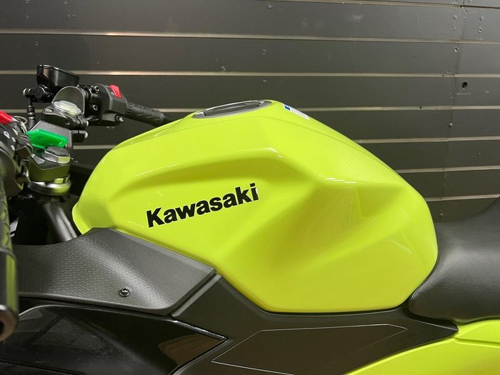 2026 Kawasaki Z500 ER500FTFAW Green
