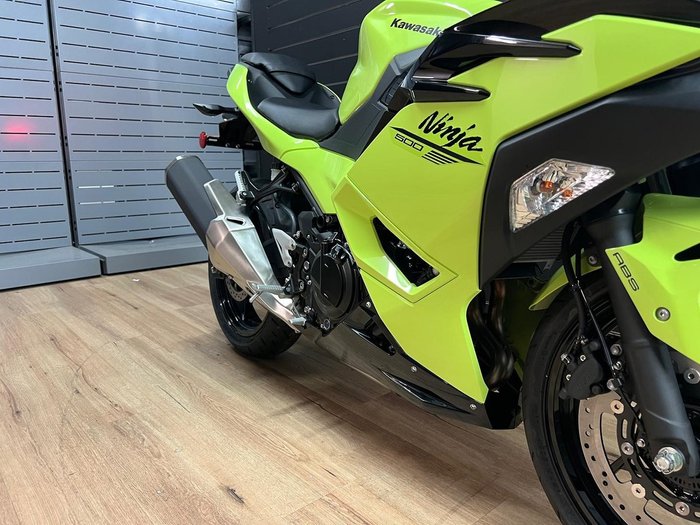 2026 Kawasaki Z500 ER500FTFAW Green