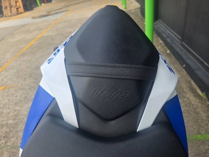 2024 Kawasaki NINJA ZX-6R 40TH ANNIVERSARY GREEN