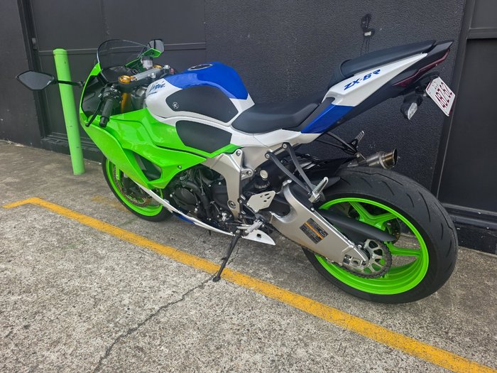 2024 Kawasaki NINJA ZX-6R 40TH ANNIVERSARY GREEN