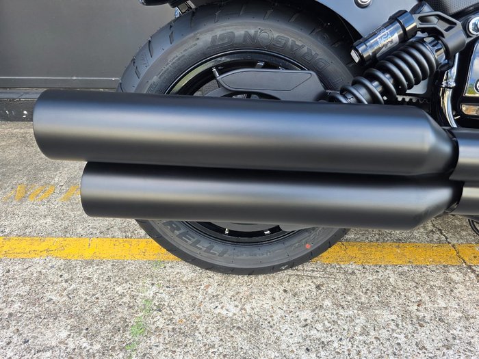 2024 Indian SPORT CHIEF BLACK SMOKE