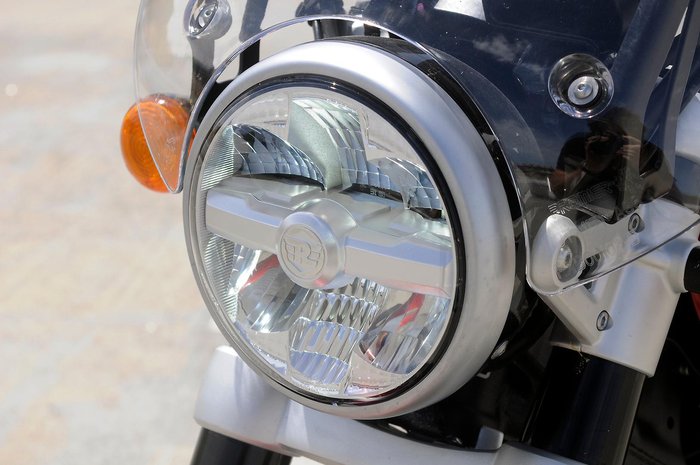 2025 Royal Enfield Super Meteor 650