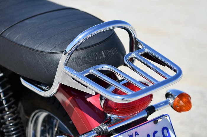 2001 Triumph Bonneville 790