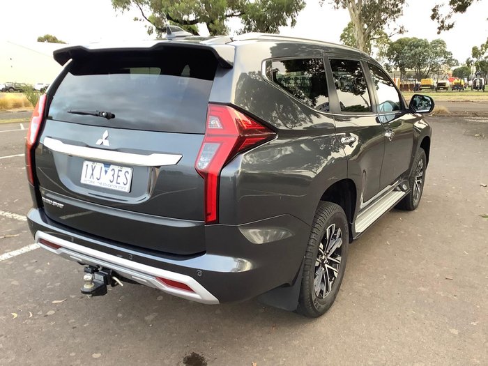 2022 Mitsubishi Pajero Sport GLS