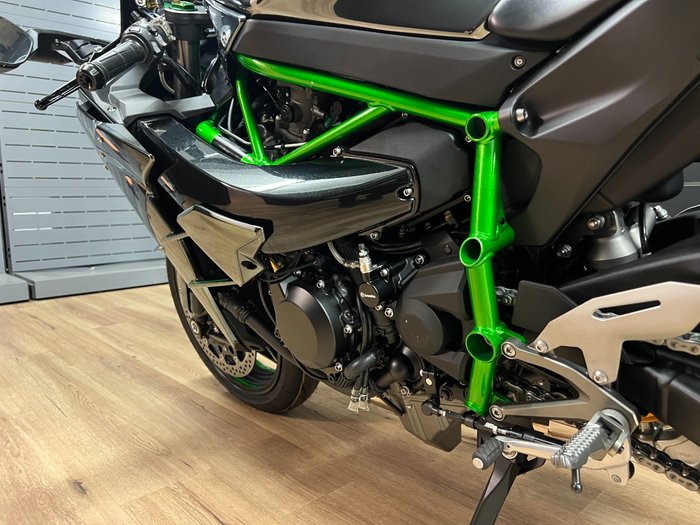 2025 Kawasaki NINJA H2 Grey