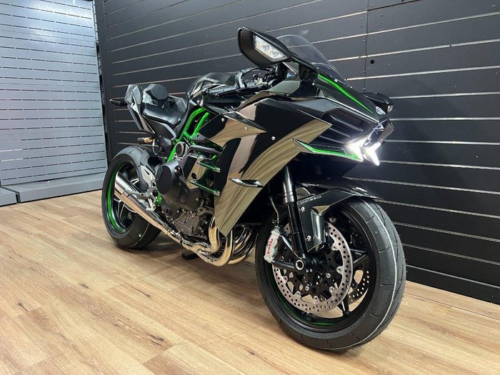2025 Kawasaki NINJA H2 Grey