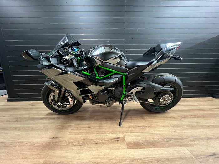 2025 Kawasaki NINJA H2 Grey