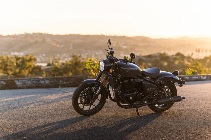 2024 Royal Enfield Shotgun 650