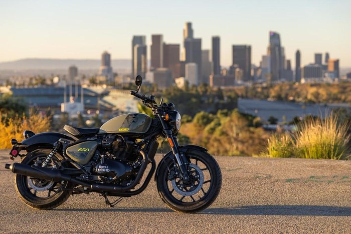 2024 Royal Enfield Shotgun 650