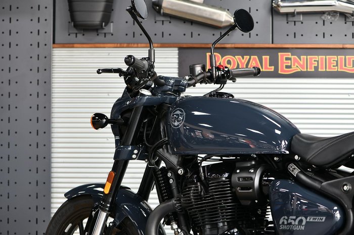 2025 Royal Enfield Shotgun 650