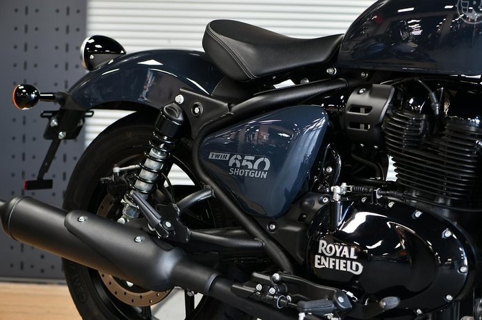2025 Royal Enfield Shotgun 650