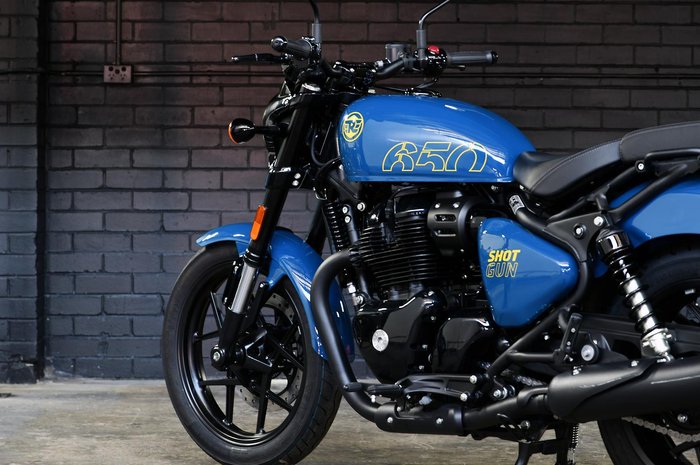 2025 Royal Enfield Shotgun 650
