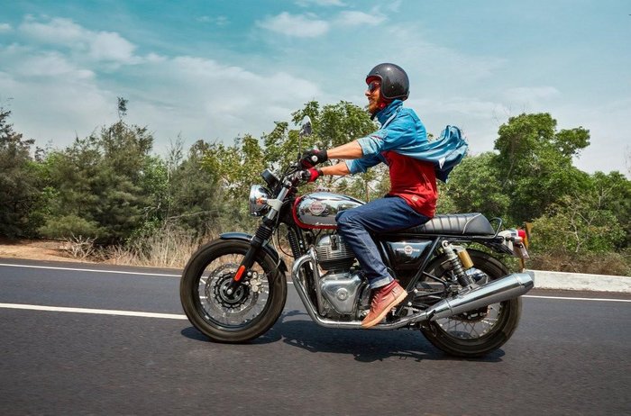 2025 Royal Enfield Interceptor 650 Classic