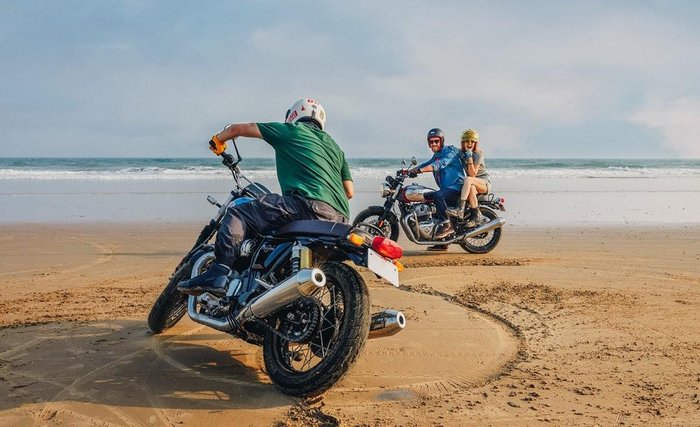 2025 Royal Enfield Interceptor 650 Classic