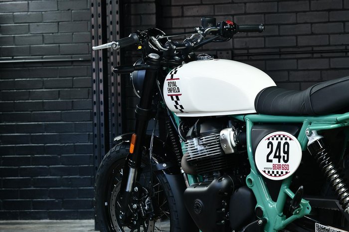 2025 Royal Enfield Bear 650