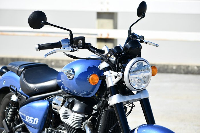 2023 Royal Enfield Super Meteor 650
