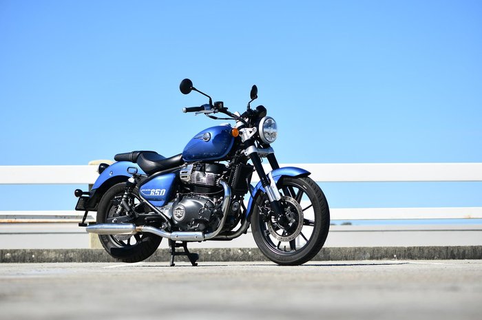 2023 Royal Enfield Super Meteor 650