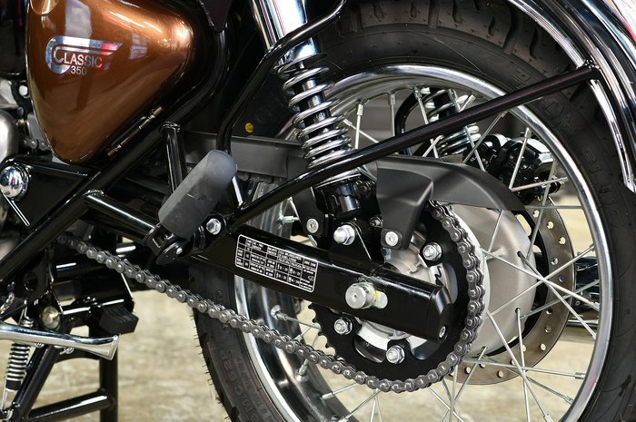 2025 Royal Enfield Classic 350 Chrome