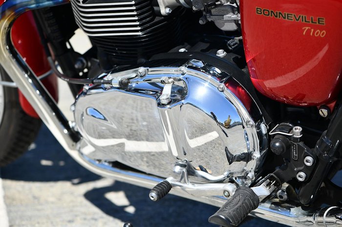 2012 Triumph Bonneville T100 (865cc)