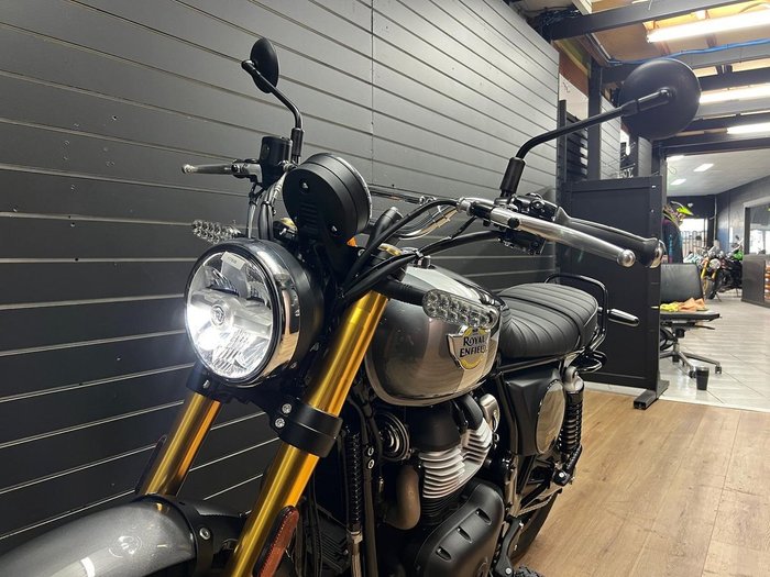 2026 Royal Enfield BEAR 650 Black