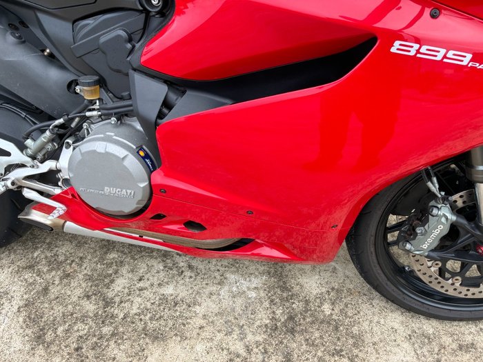 2015 DUCATI 899 PANIGALE Red