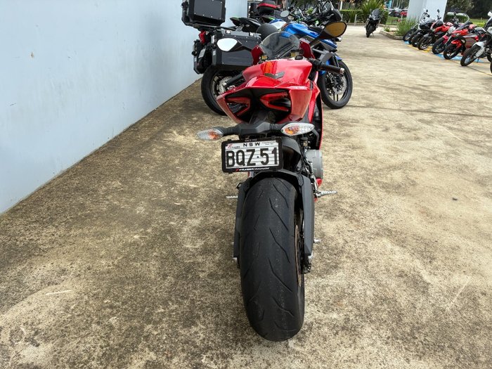 2015 DUCATI 899 PANIGALE Red