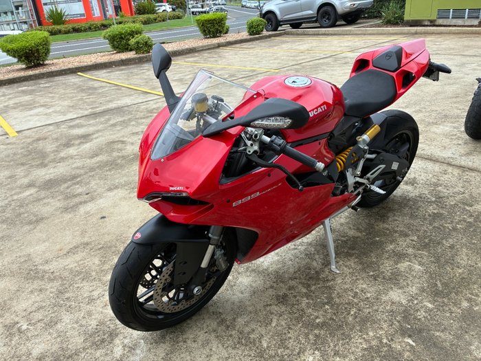2015 DUCATI 899 PANIGALE Red