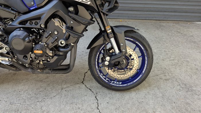 2017 Yamaha MT-09 Blue