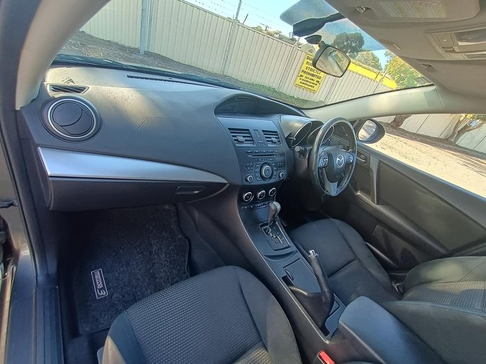 2011 Mazda 3 Maxx Sport