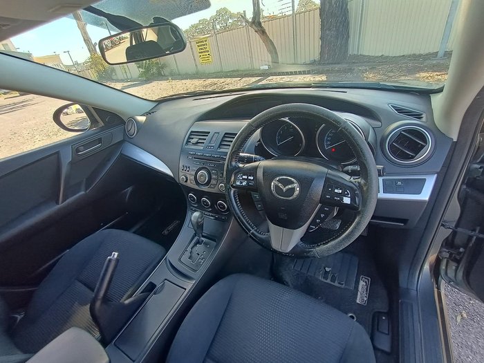 2011 Mazda 3 Maxx Sport