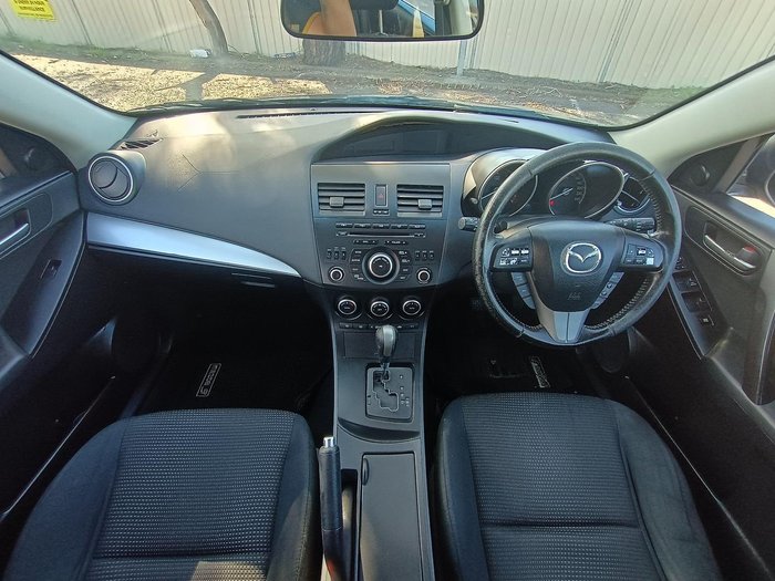 2011 Mazda 3 Maxx Sport
