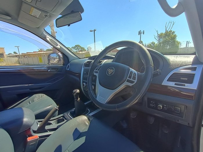 2014 Foton Tunland P201 4X4 Dual Range White