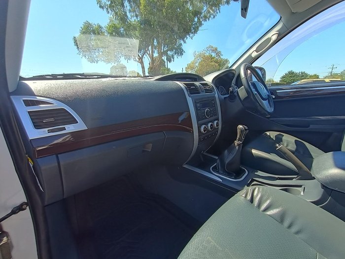 2014 Foton Tunland P201 4X4 Dual Range White